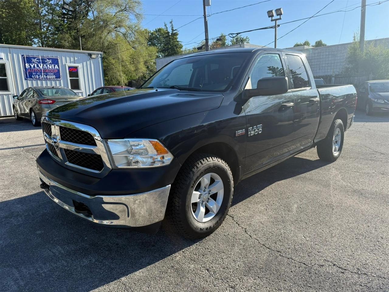 RAM 1500 Tradesman Quad Cab 4WD 2016