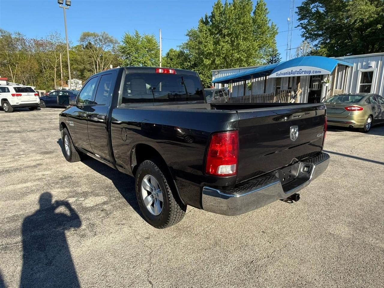 RAM 1500 Tradesman Quad Cab 4WD 2016