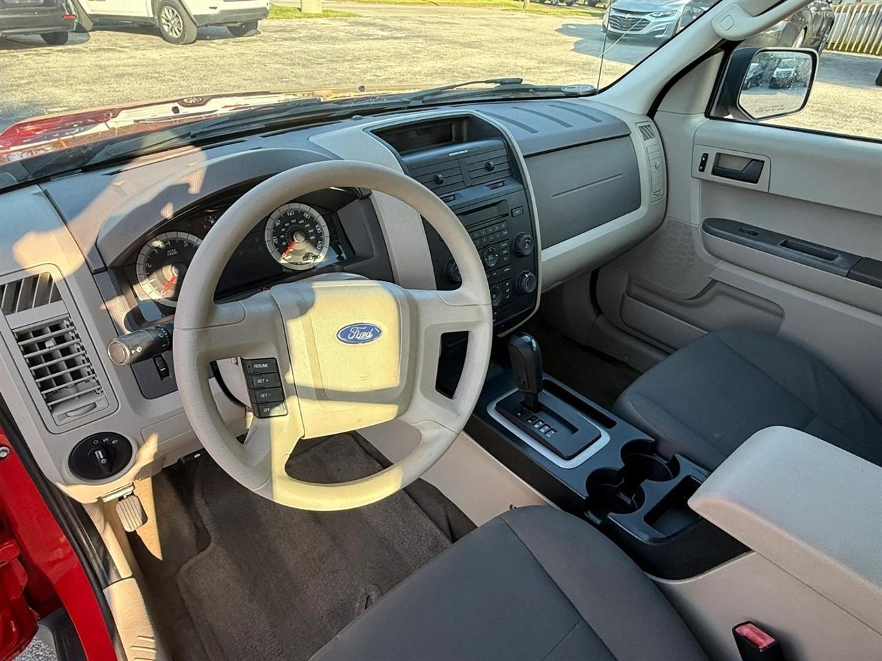 Ford Escape XLS FWD AT 2009