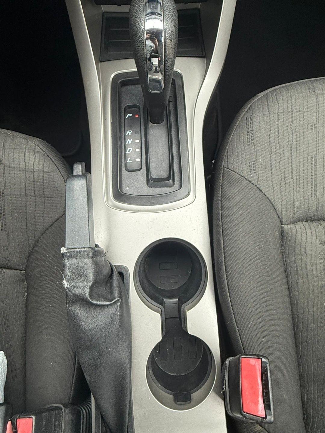 Ford Focus SE Sedan 2009