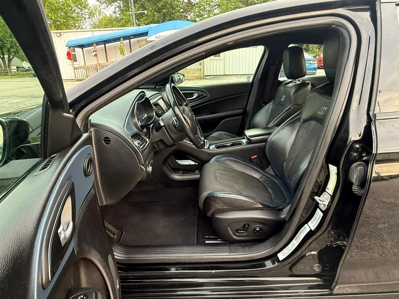 Chrysler 200 S 2015
