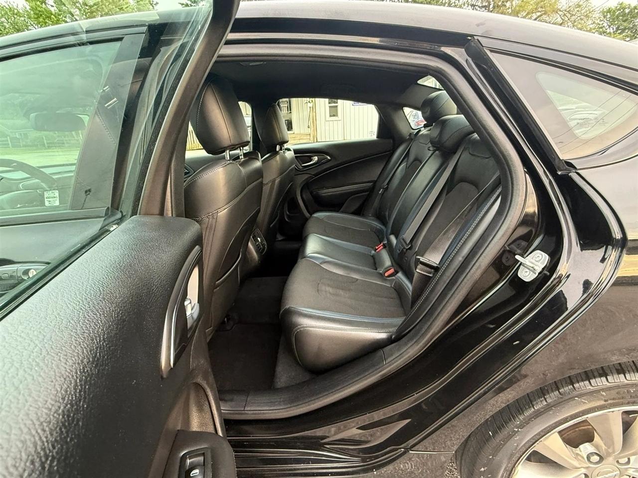 Chrysler 200 S 2015