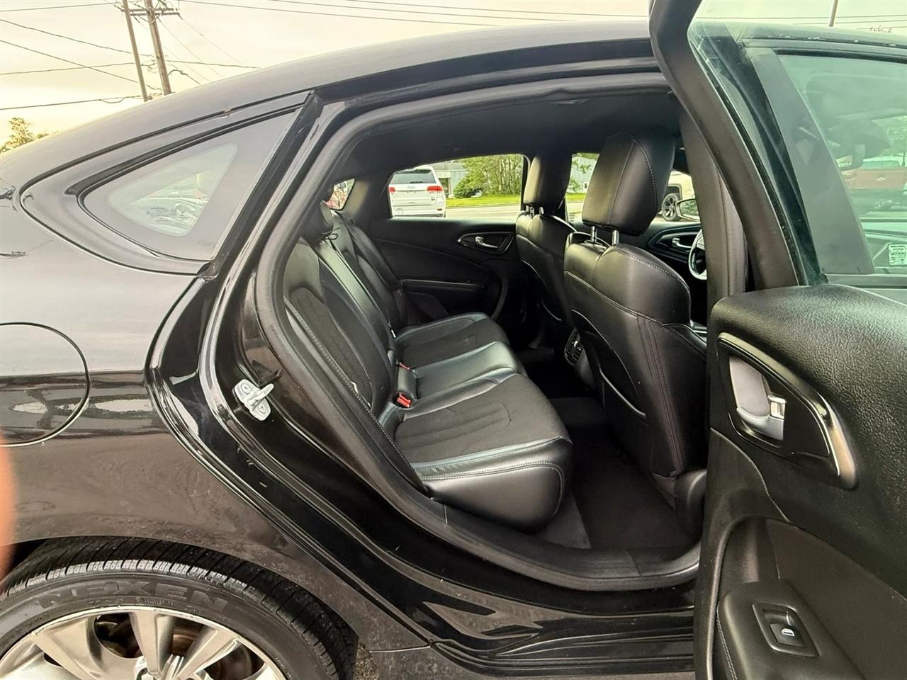 Chrysler 200 S 2015