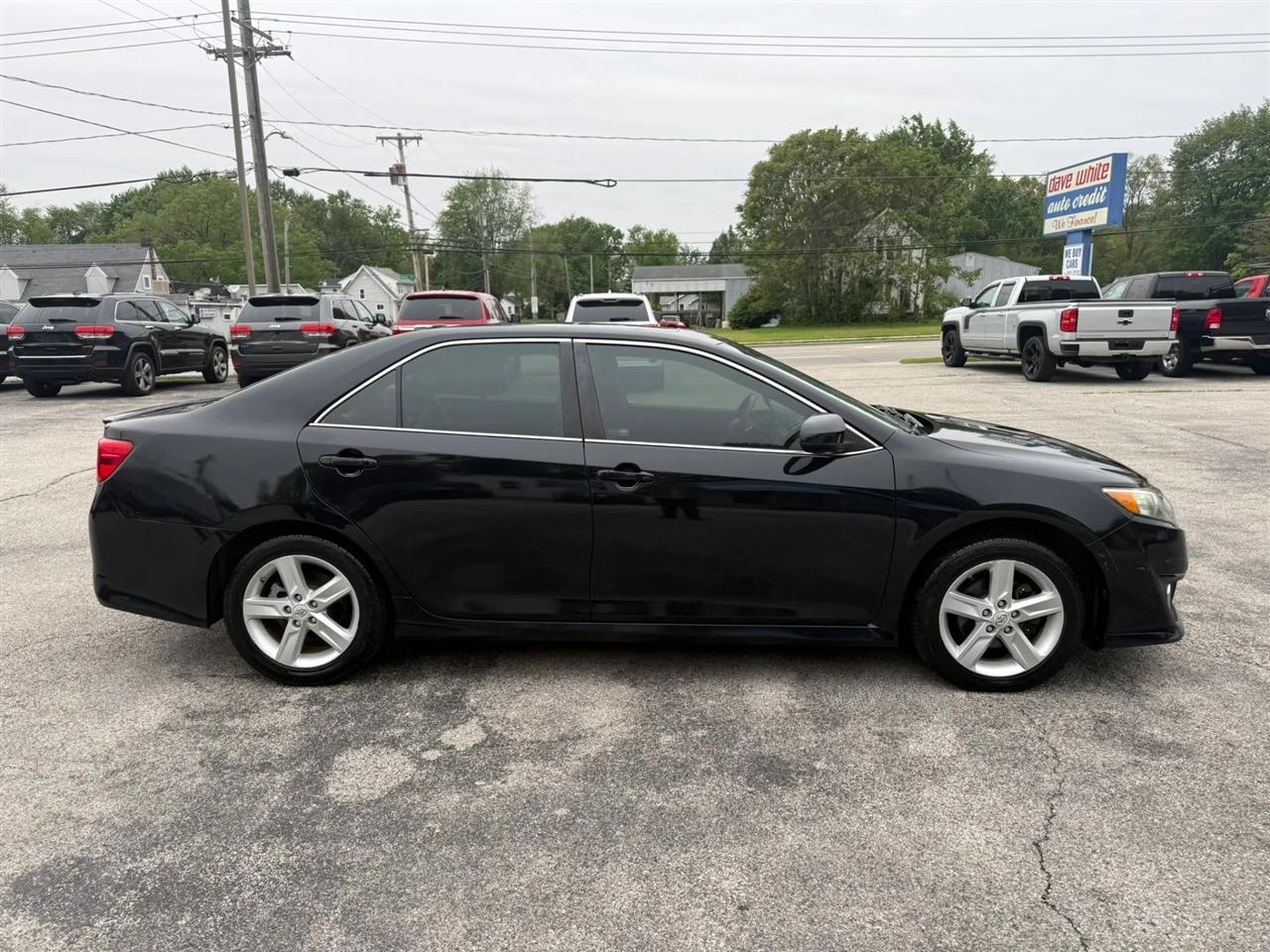 Toyota Camry SE 2012