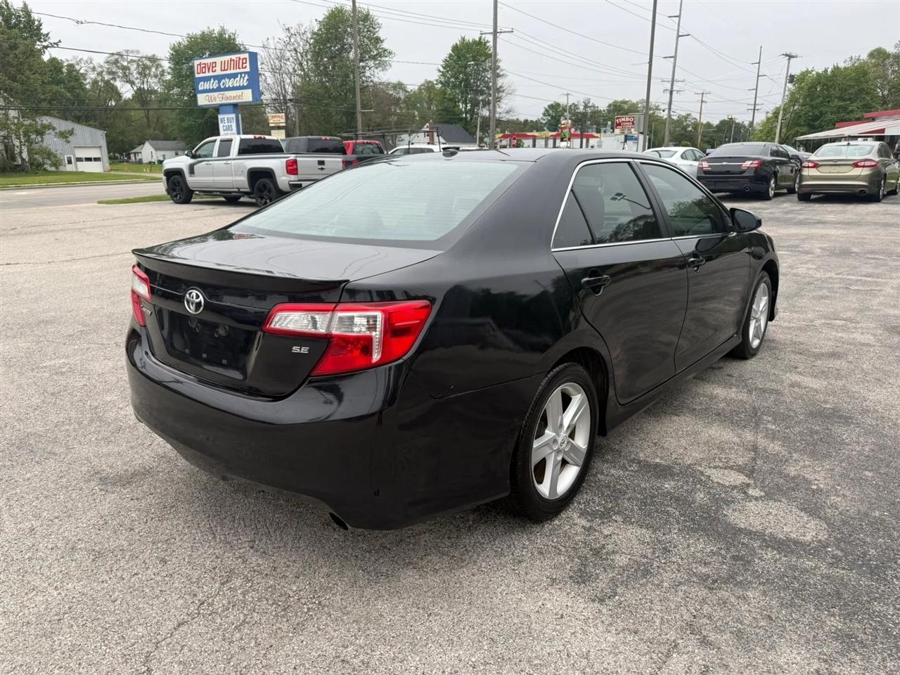 Toyota Camry SE 2012