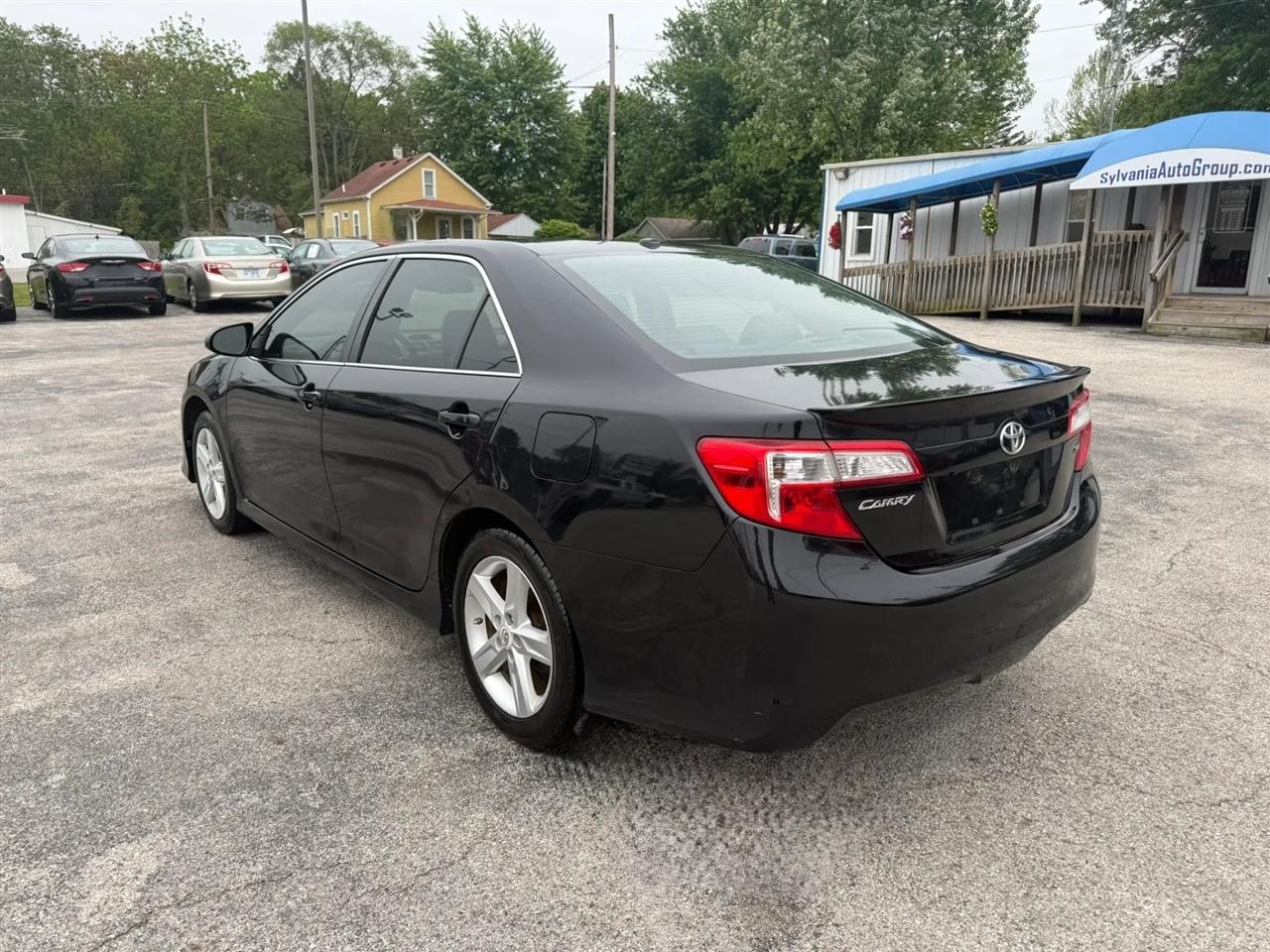 Toyota Camry SE 2012