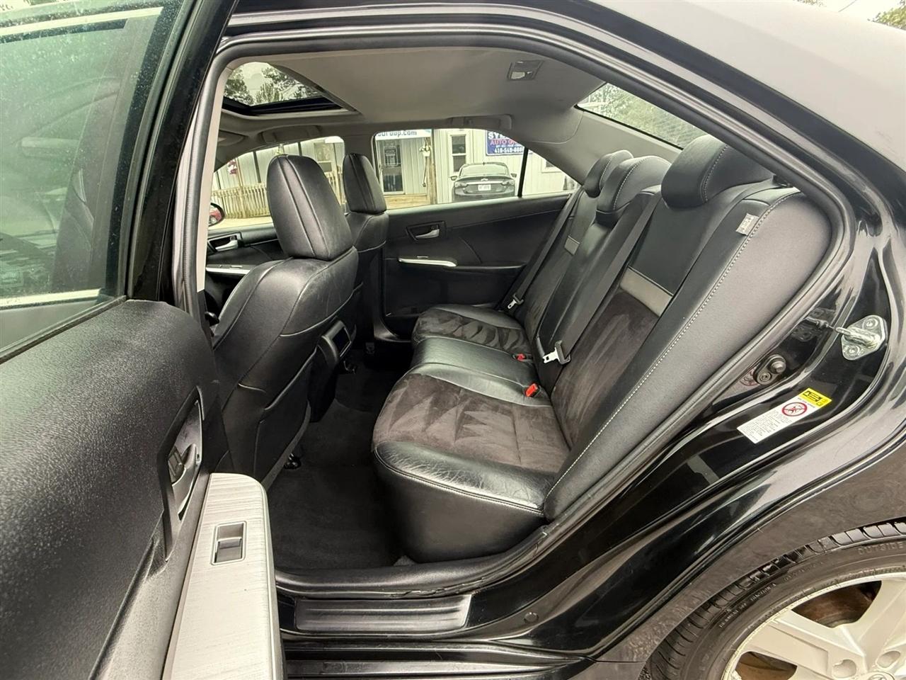 Toyota Camry SE 2012