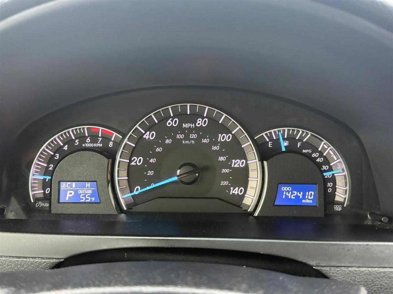 Toyota Camry SE 2012