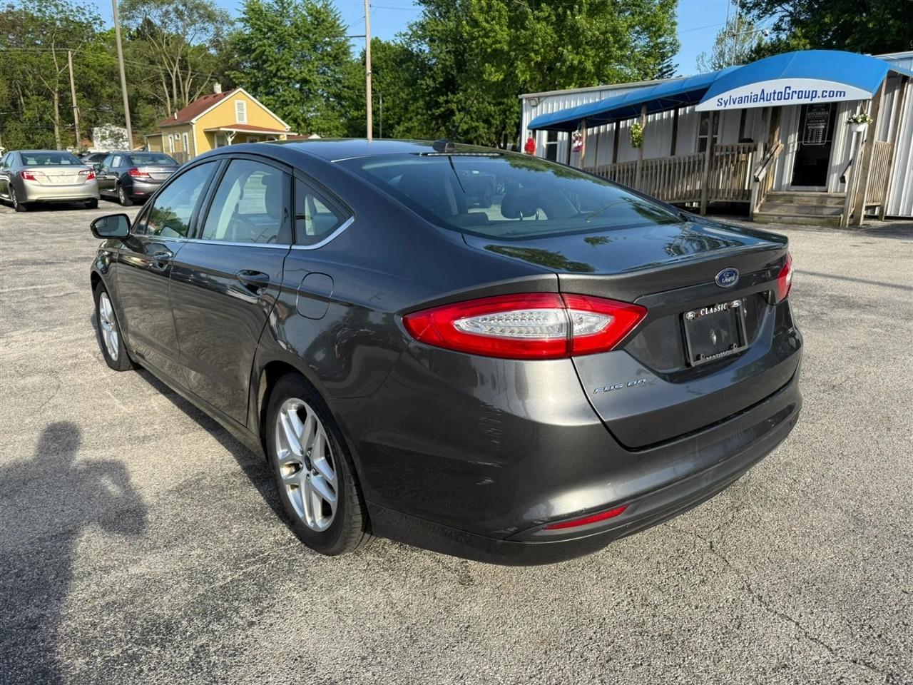 Ford Fusion SE 2016