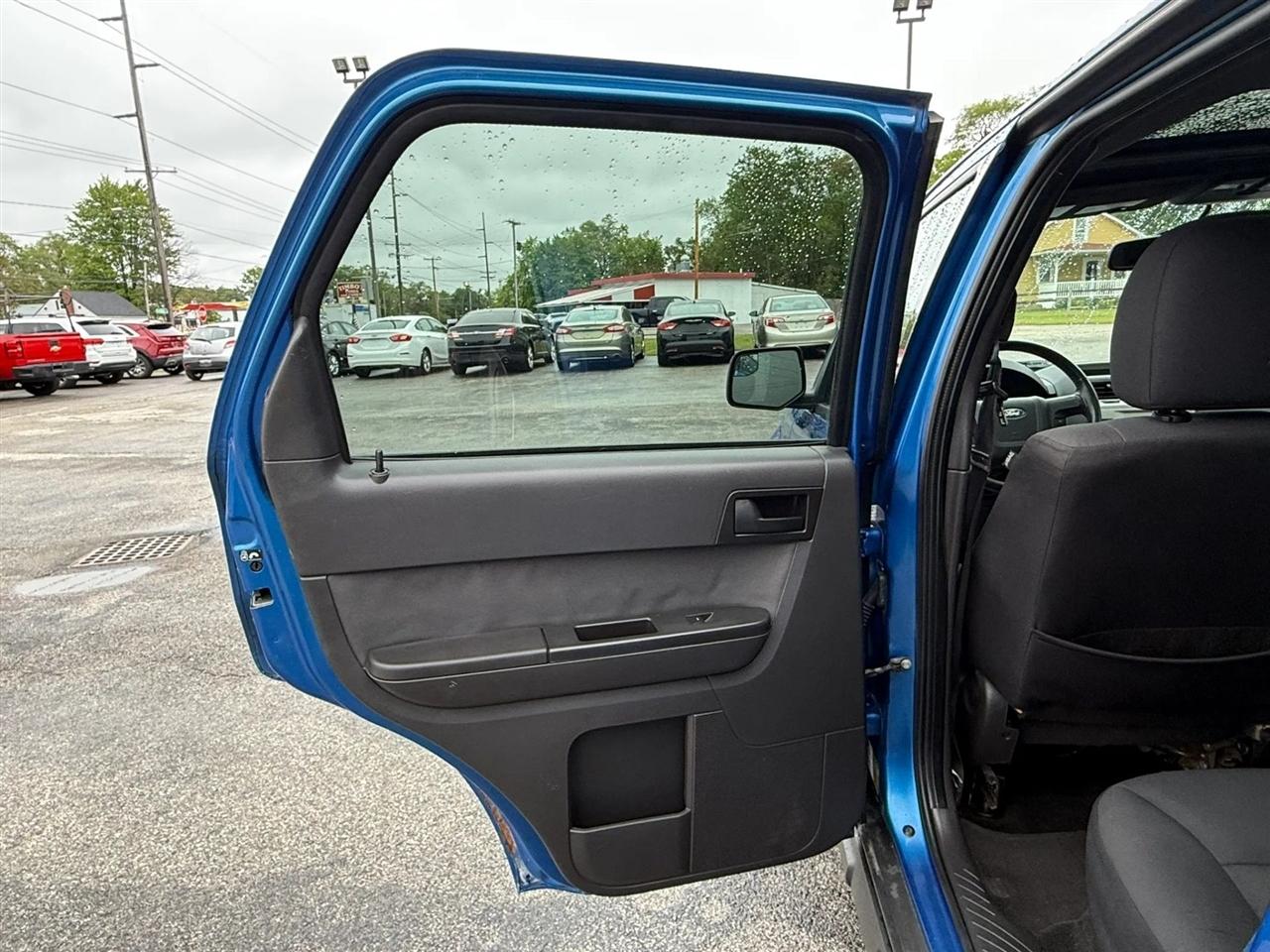 Ford Escape XLT 4WD 2011