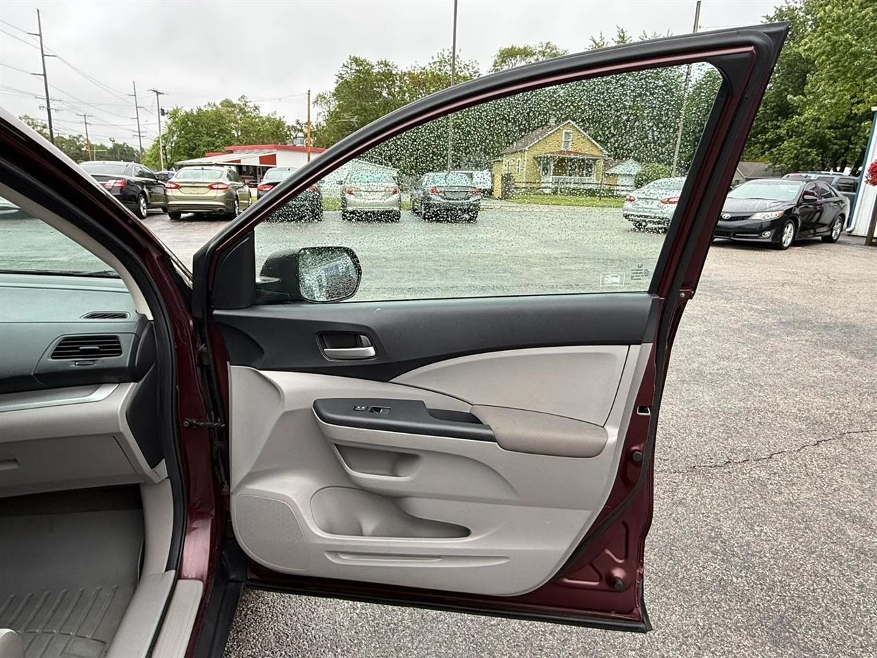 Honda CR-V LX 4WD 5-Speed AT 2012