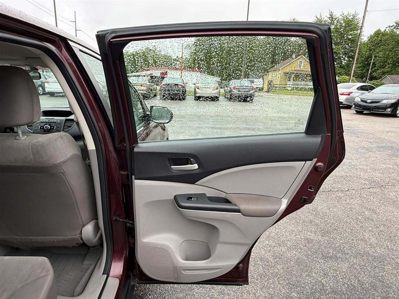 Honda CR-V LX 4WD 5-Speed AT 2012