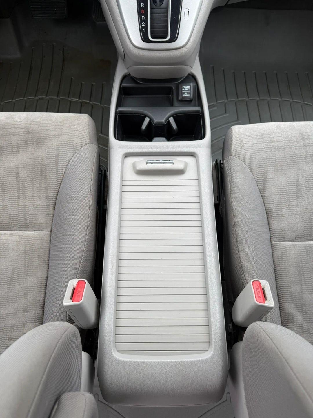 Honda CR-V LX 4WD 5-Speed AT 2012