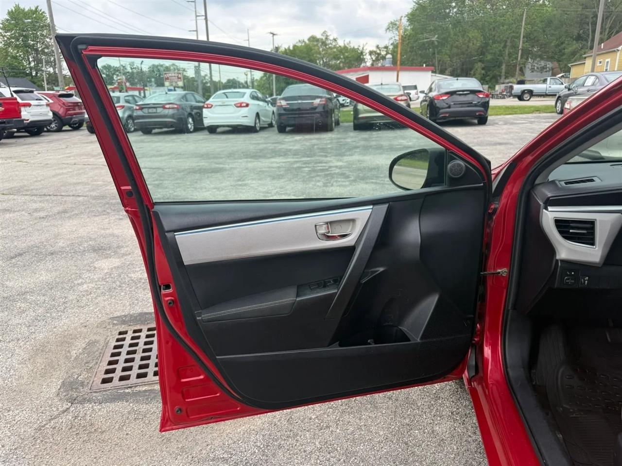 Toyota Corolla LE CVT 2014