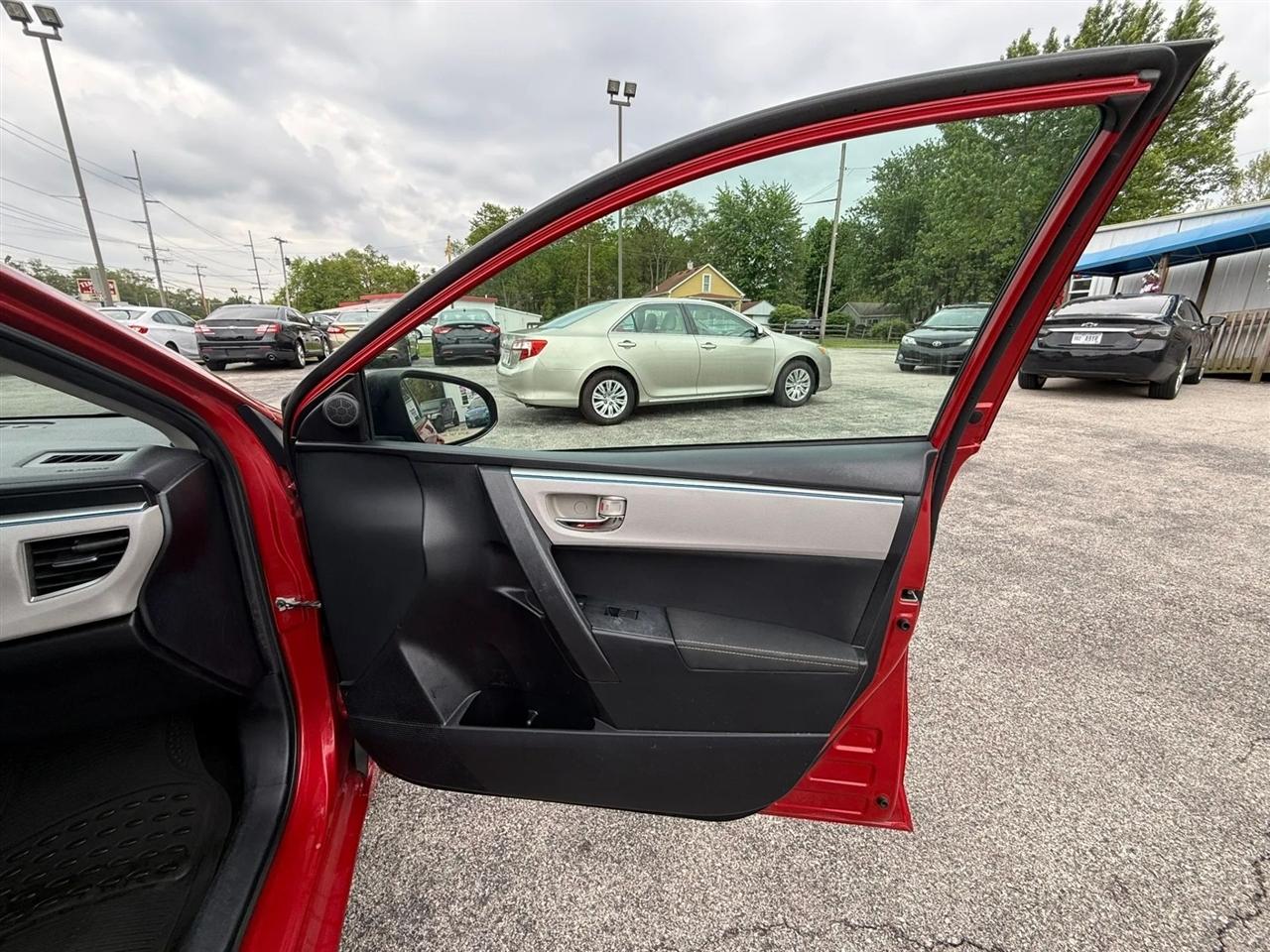 Toyota Corolla LE CVT 2014