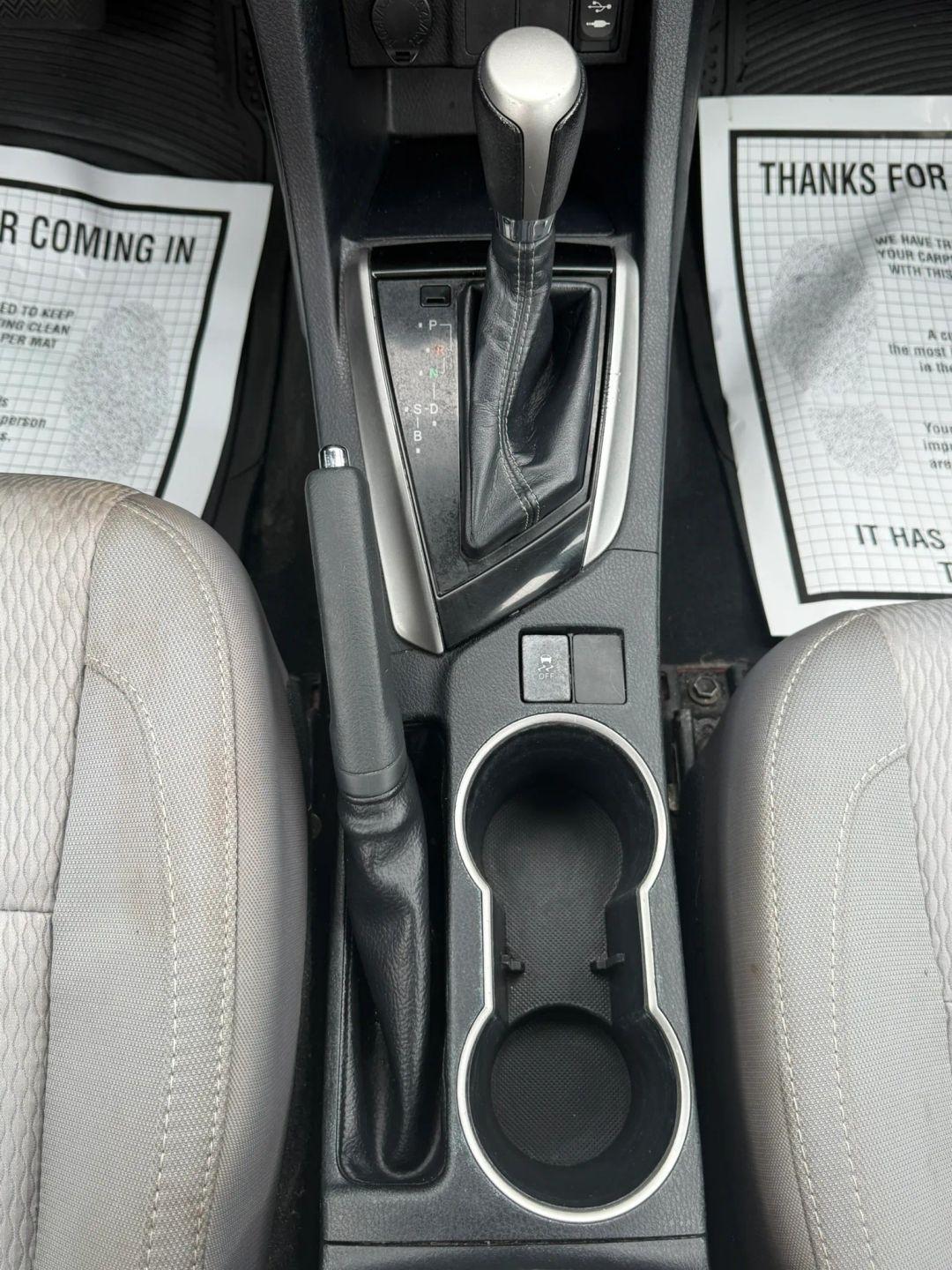 Toyota Corolla LE CVT 2014