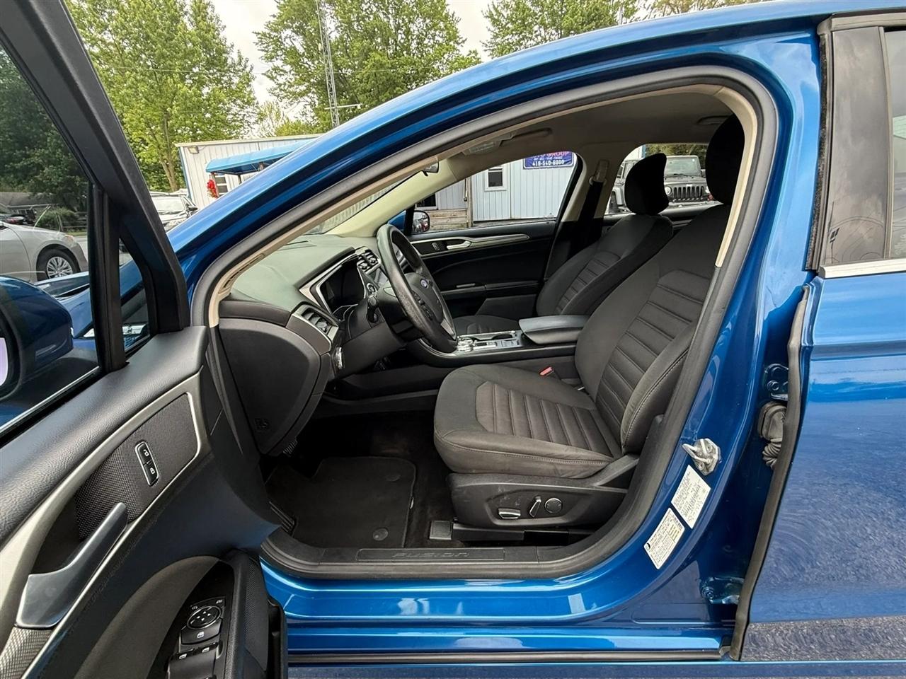 Ford Fusion SE 2017