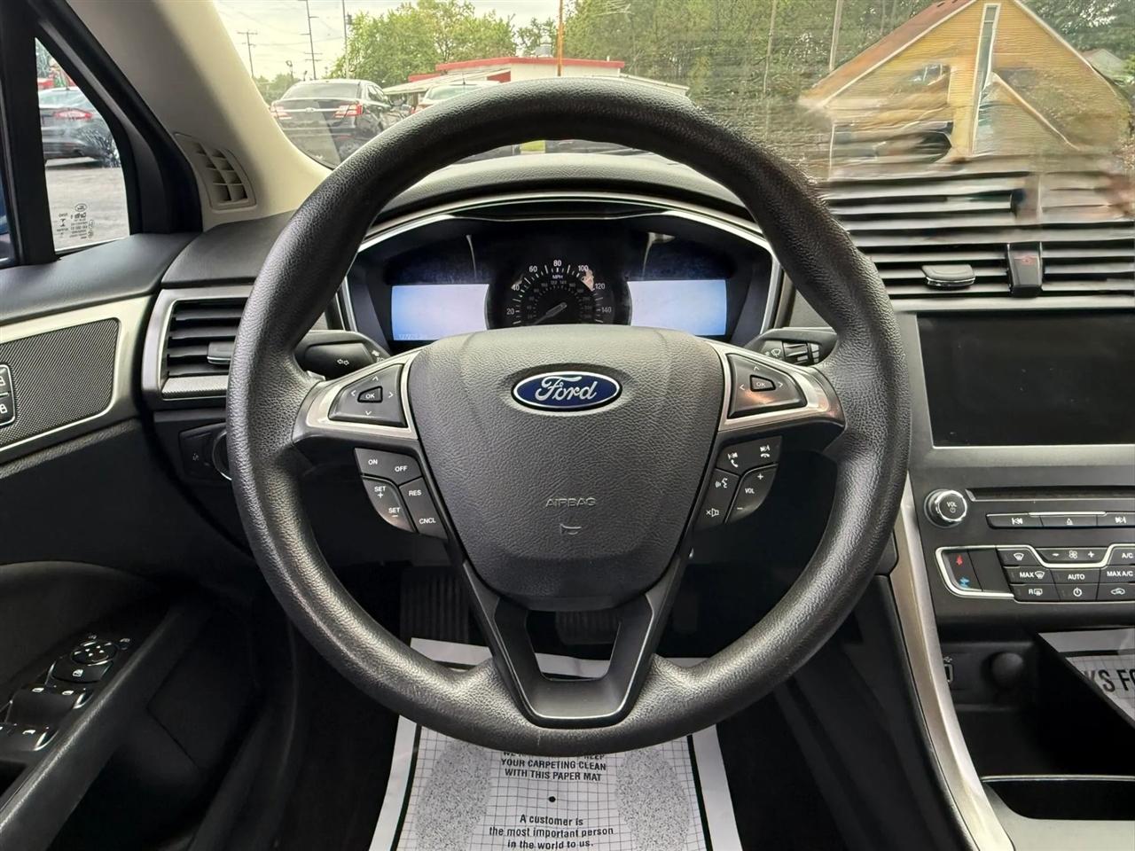 Ford Fusion SE 2017