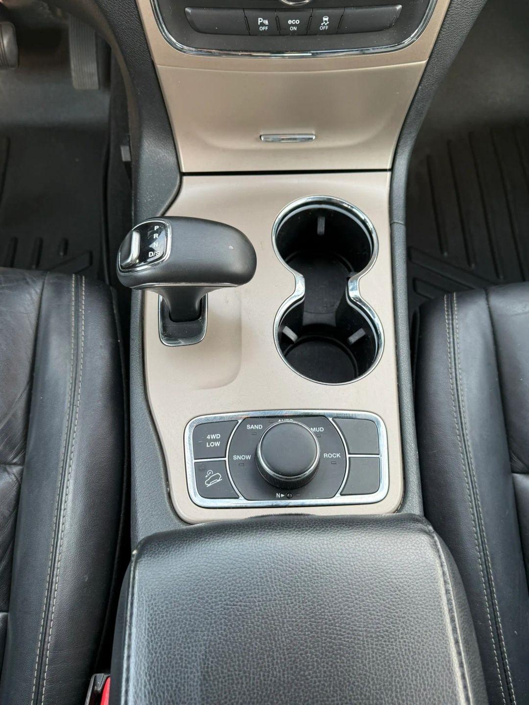 Jeep Grand Cherokee Limited 4WD 2015