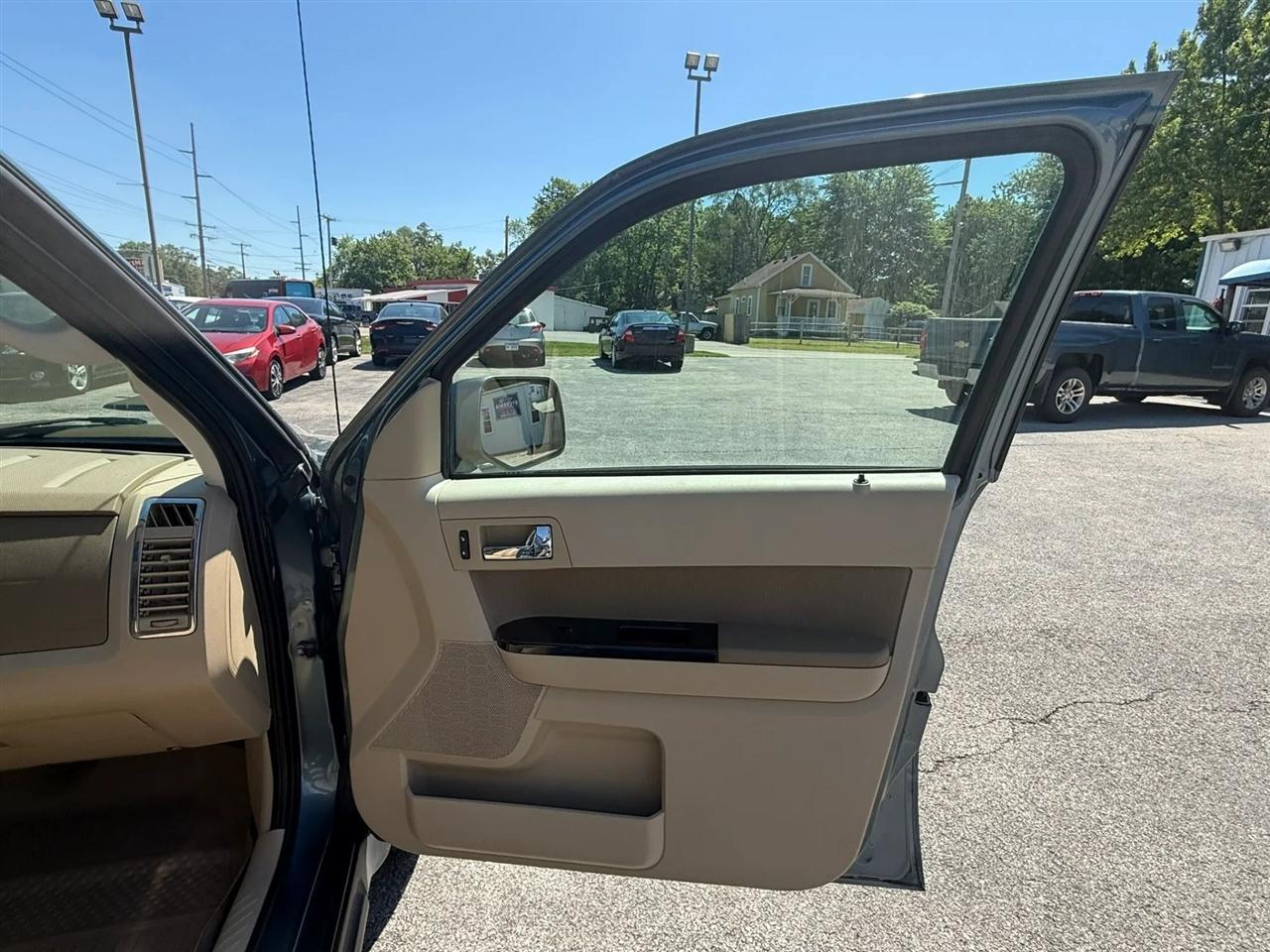 Ford Escape Limited 4WD 2010