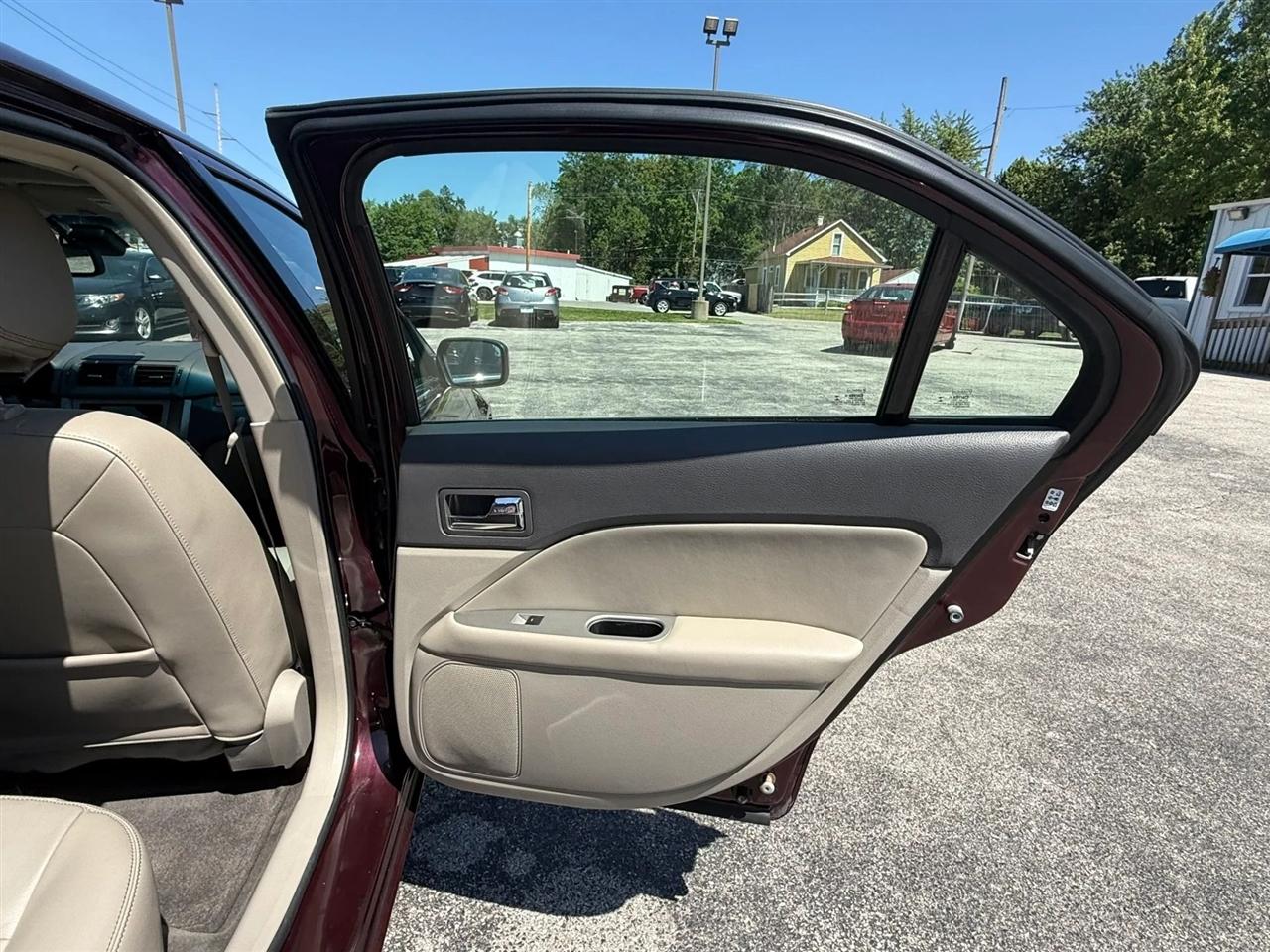 Ford Fusion SEL 2012