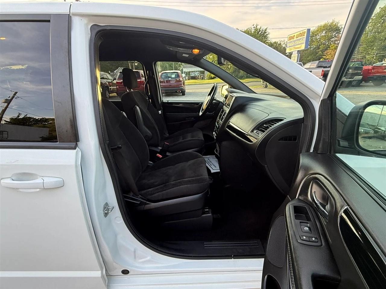 Dodge Grand Caravan SE Plus 2019