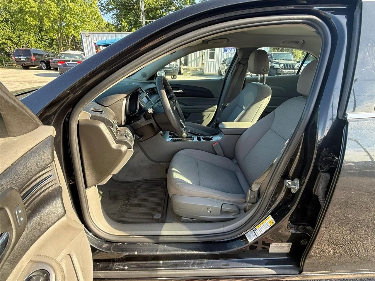 Chevrolet Malibu LS 2014