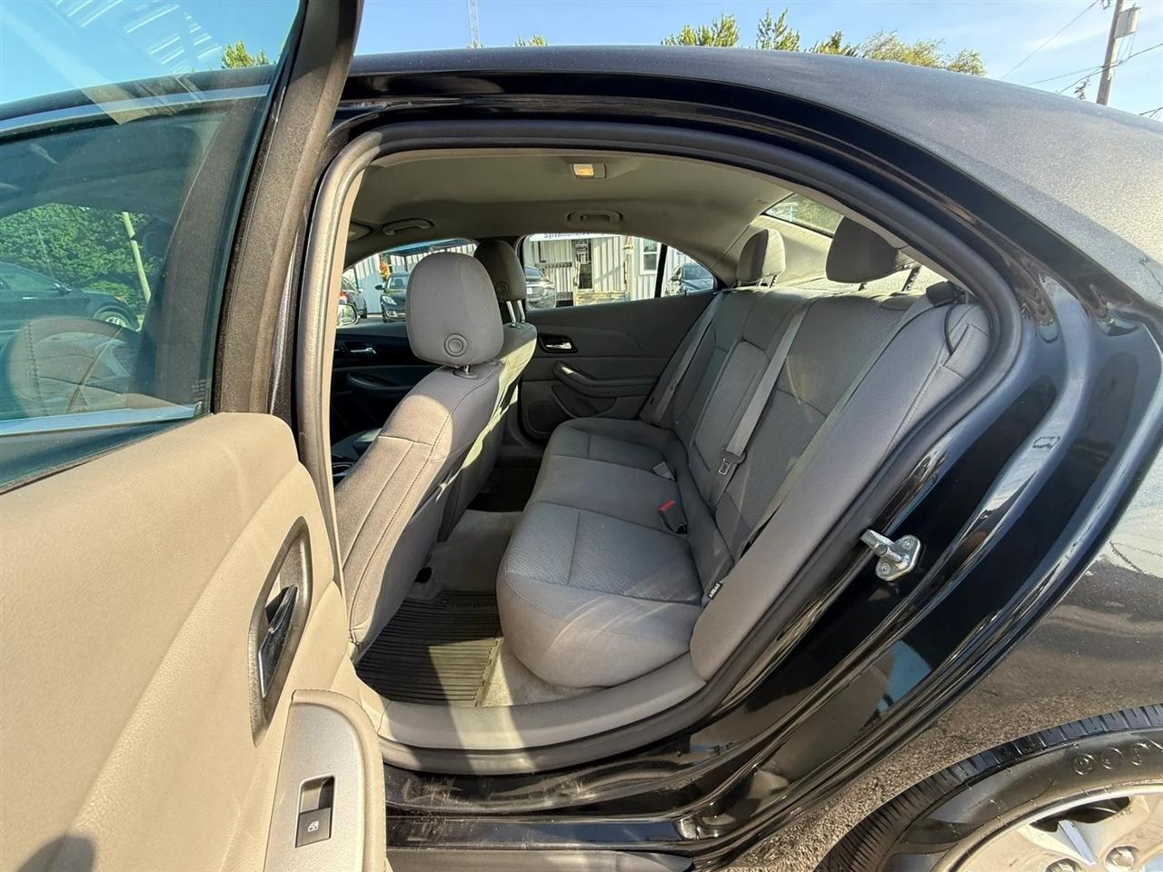 Chevrolet Malibu LS 2014