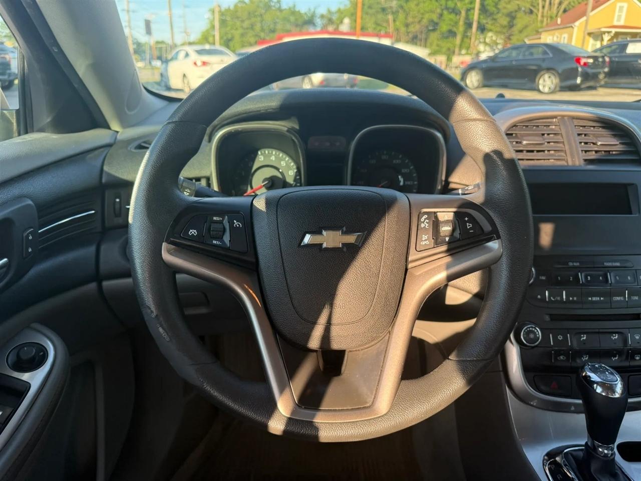 Chevrolet Malibu LS 2014