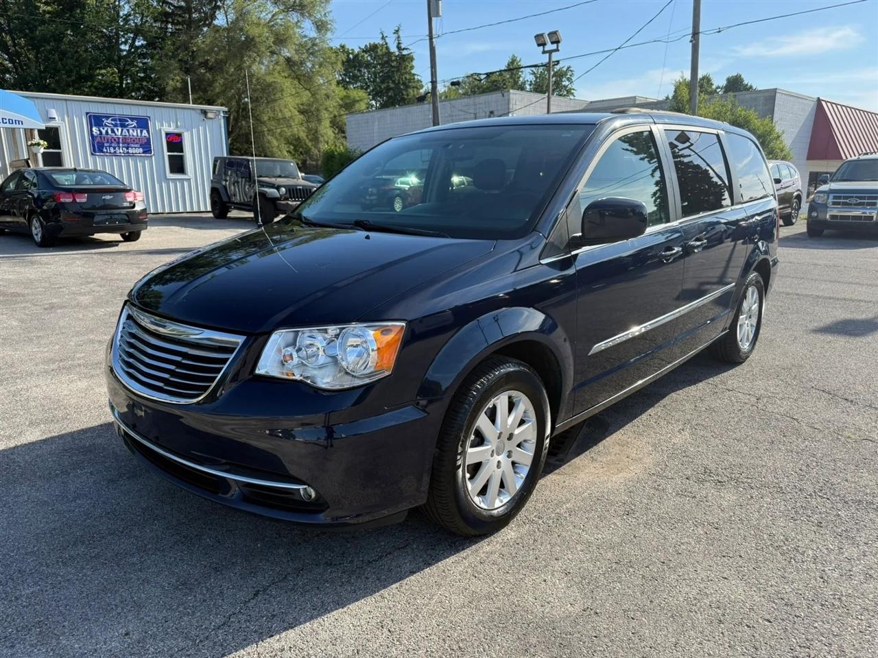Chrysler Town & Country Touring 2015
