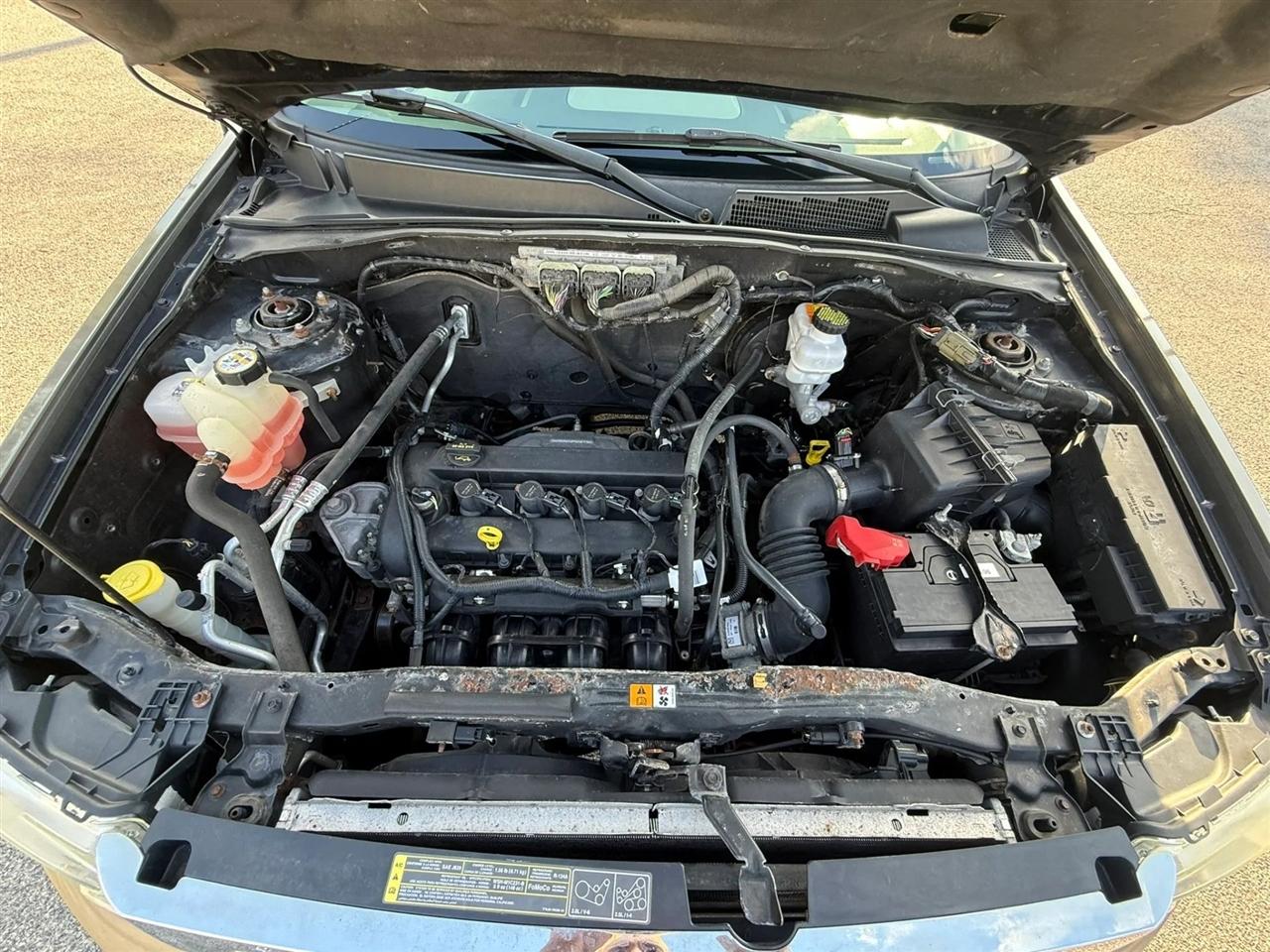 Ford Escape XLT FWD 2012