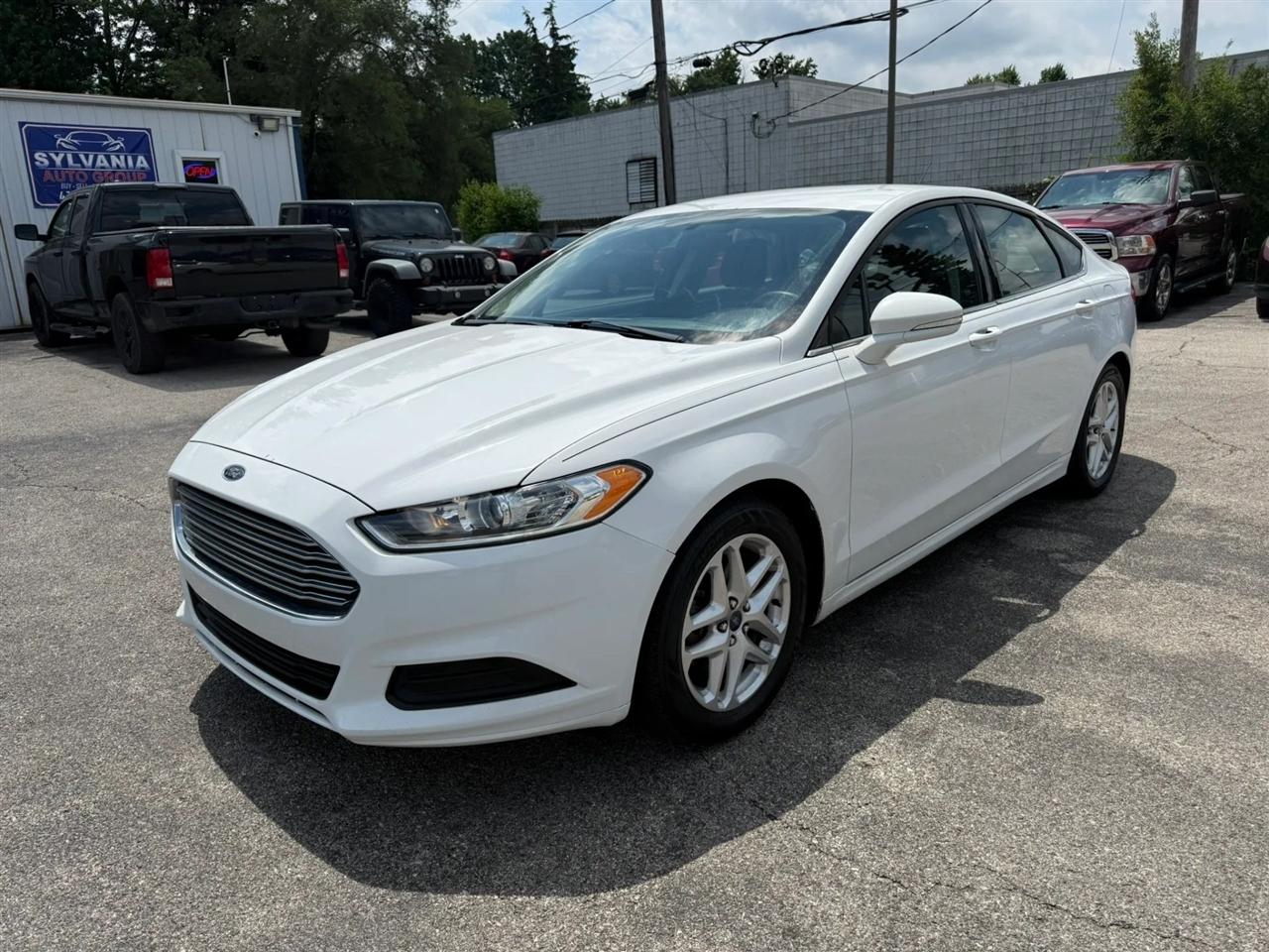 Ford Fusion SE 2014