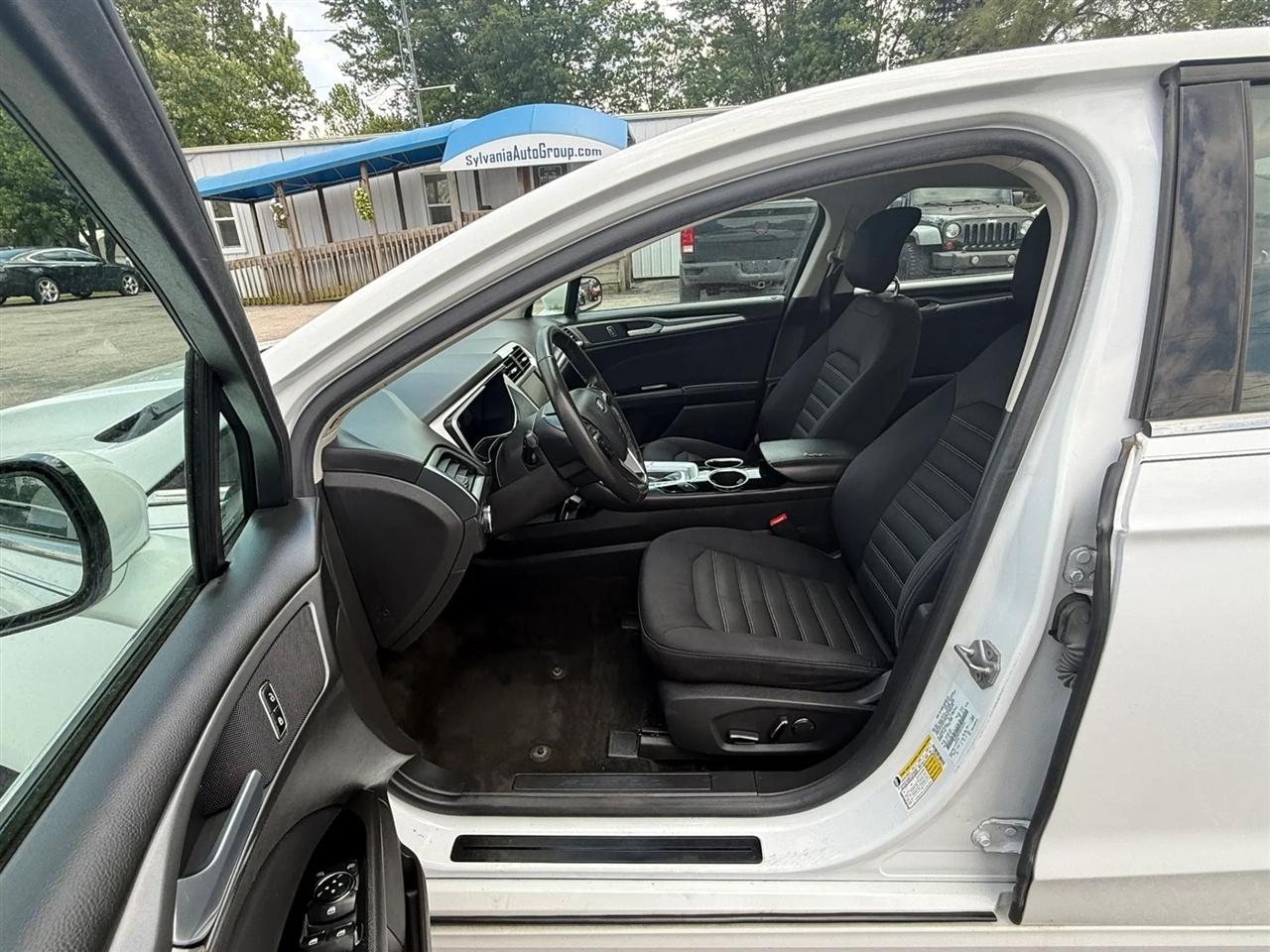 Ford Fusion SE 2014