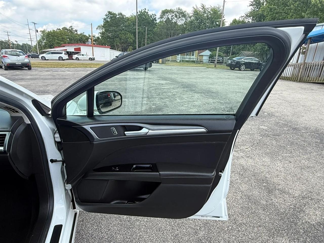 Ford Fusion SE 2014