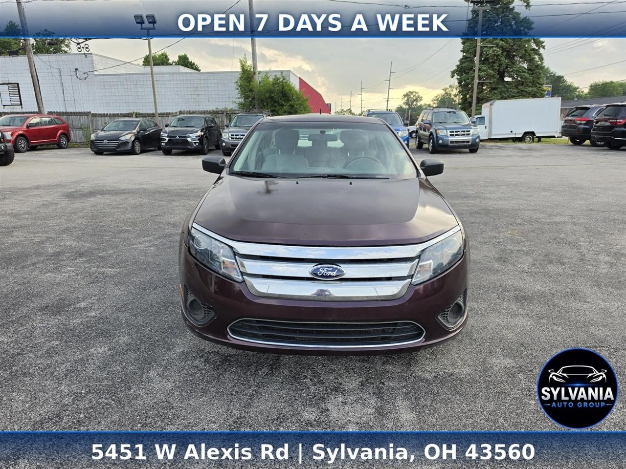 Ford Fusion I4 S 2011
