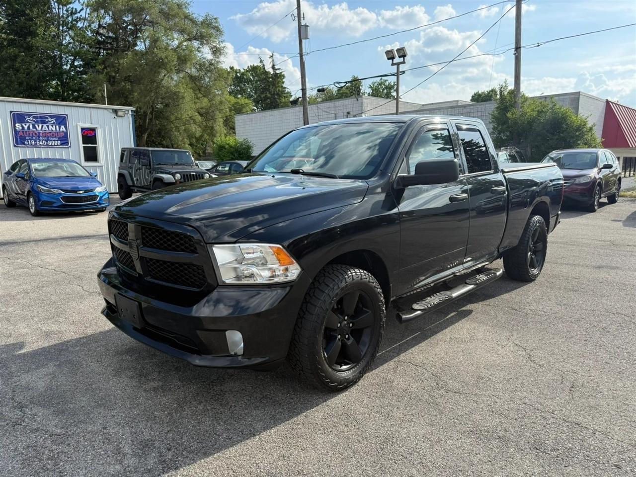RAM 1500 Tradesman Quad Cab 4WD 2017