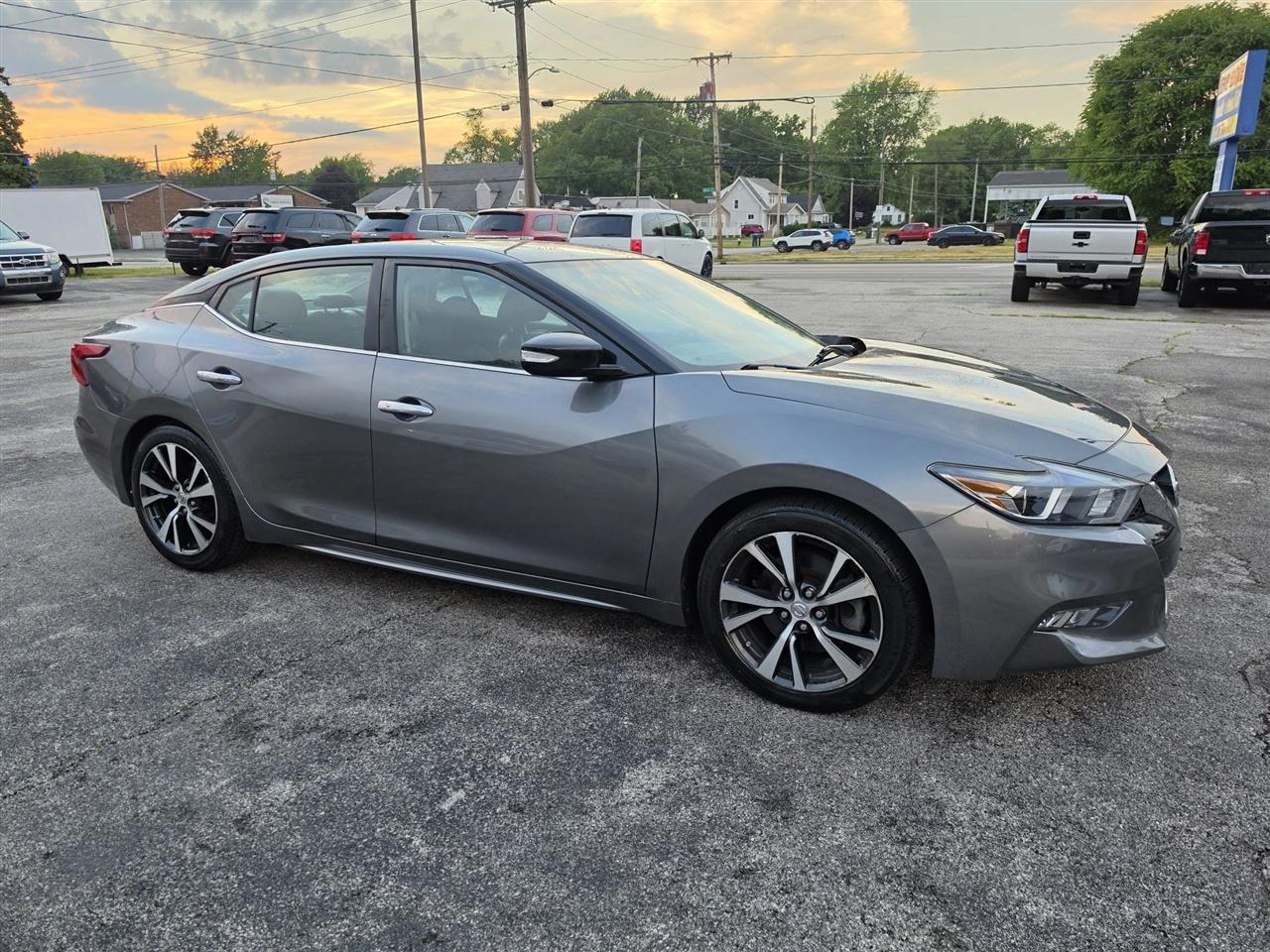 Nissan Maxima 3.5 SV 2017