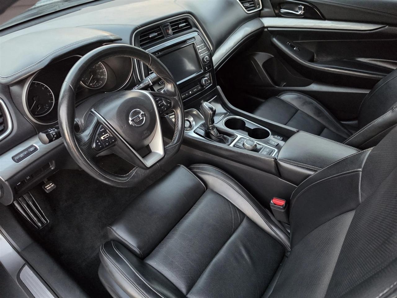 Nissan Maxima 3.5 SV 2017