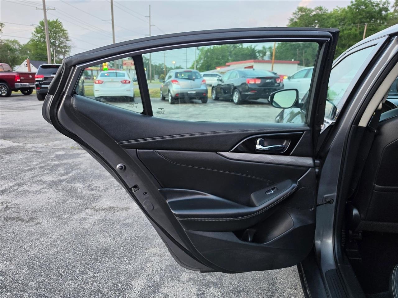 Nissan Maxima 3.5 SV 2017