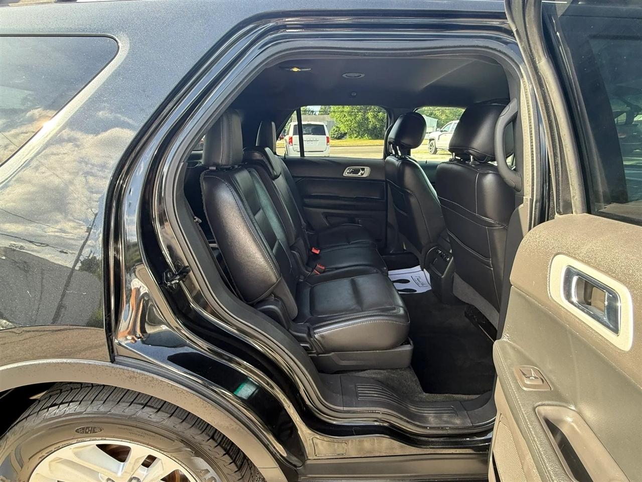 Ford Explorer XLT FWD 2014