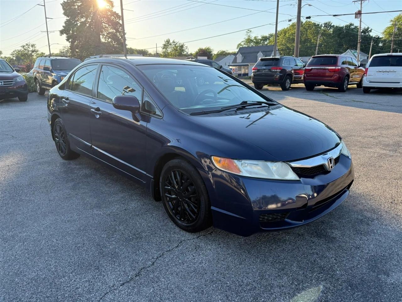 Honda Civic LX Sedan 5-Speed AT 2009