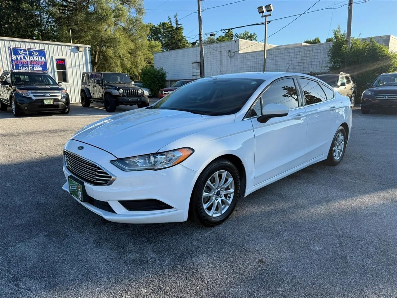 Ford Fusion S 2017