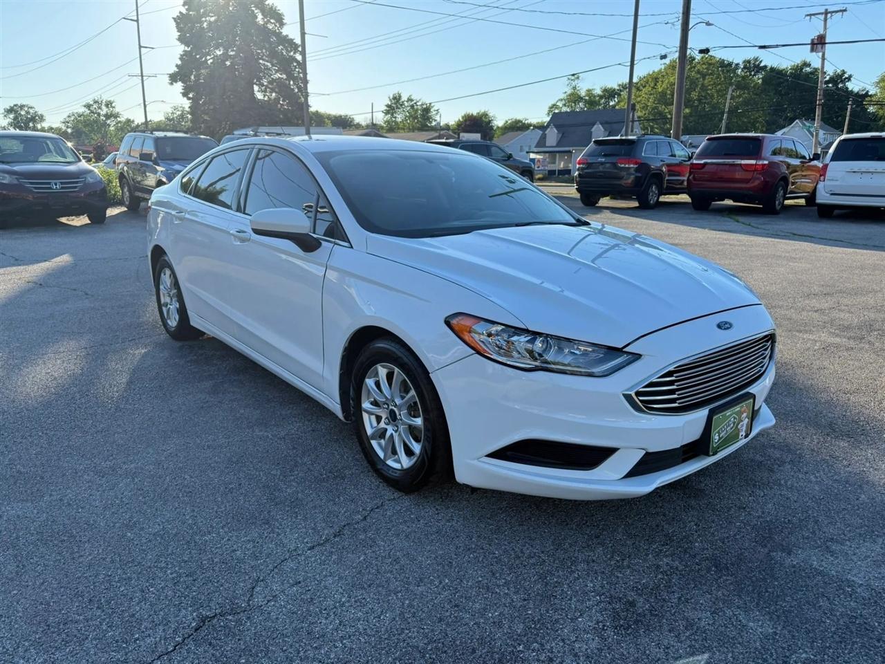 Ford Fusion S 2017