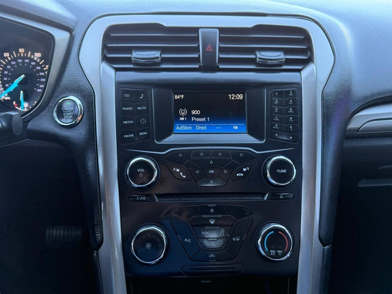 Ford Fusion S 2017