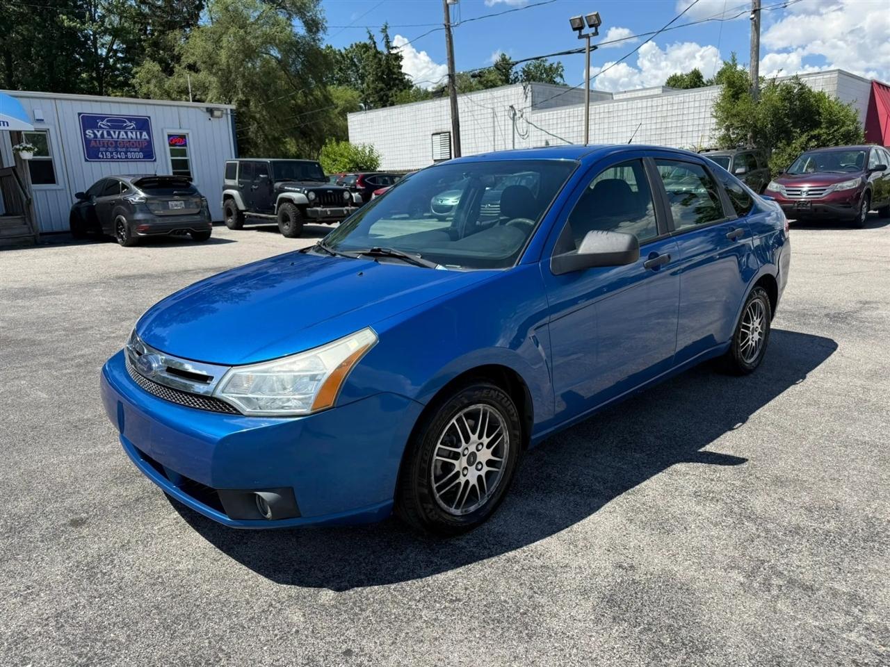 Ford Focus SE Sedan 2010