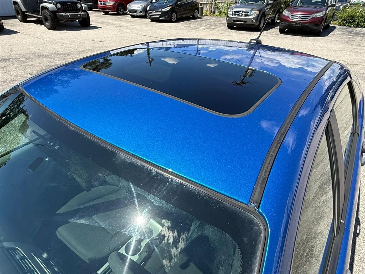 Ford Focus SE Sedan 2010