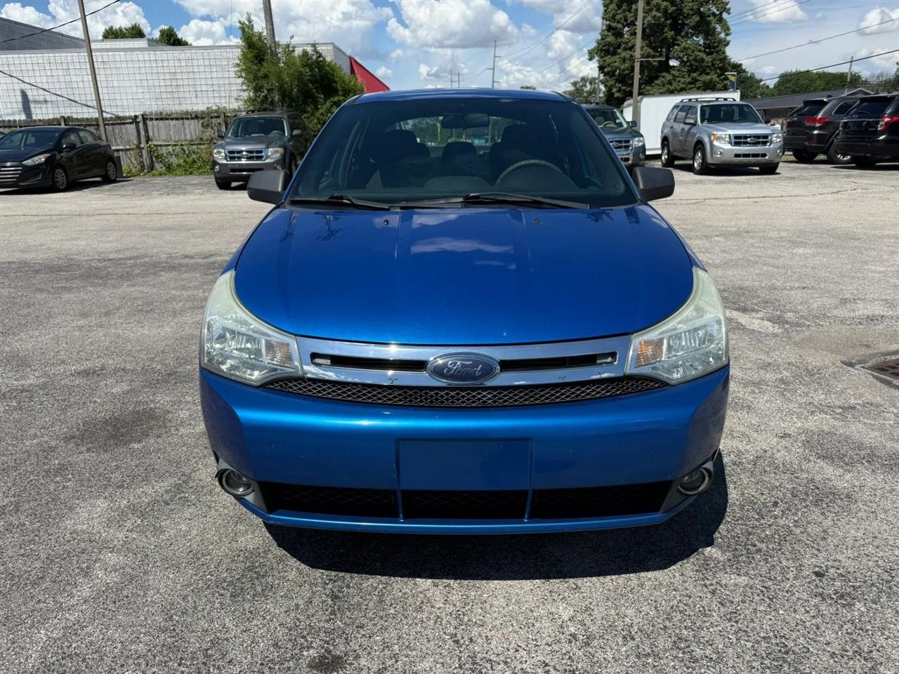 Ford Focus SE Sedan 2010