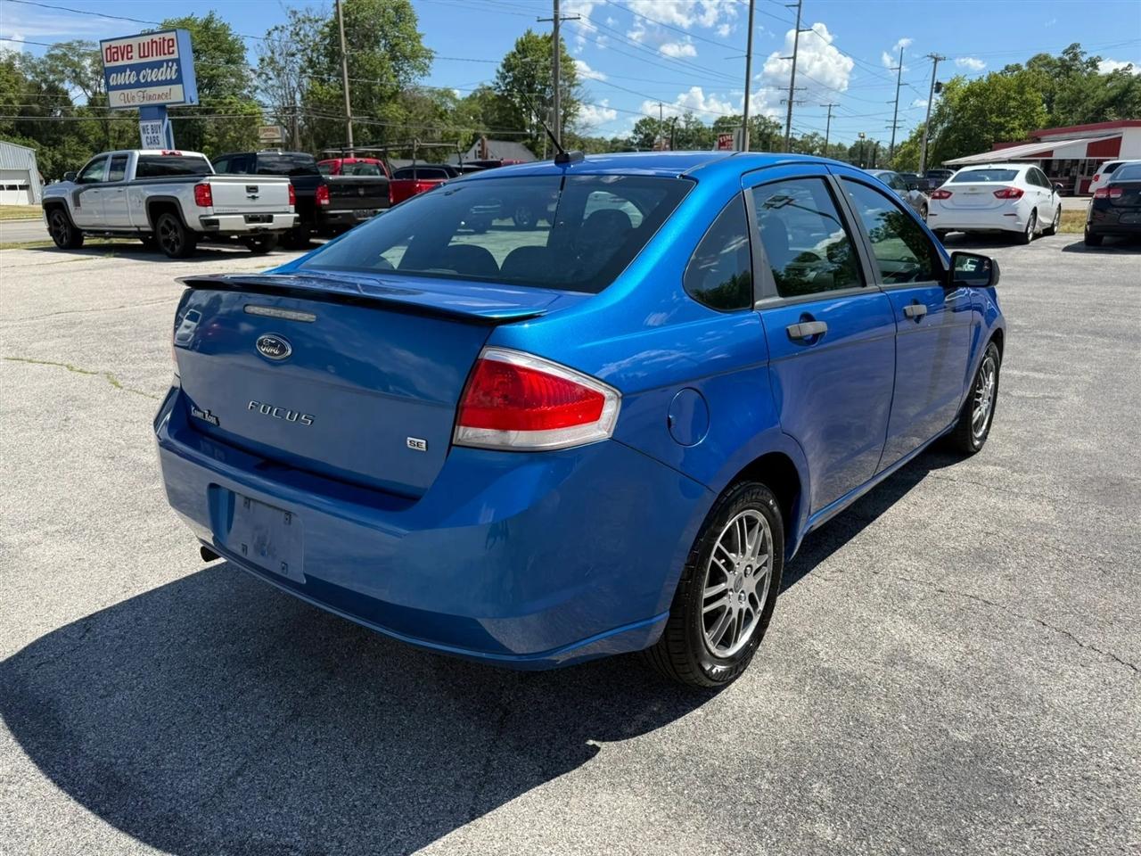 Ford Focus SE Sedan 2010
