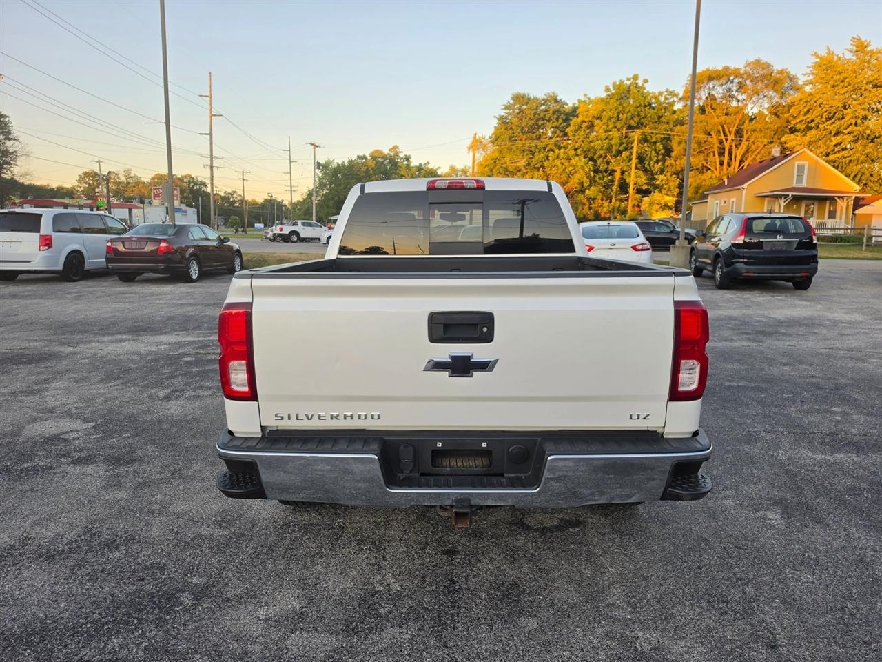 Chevrolet Silverado 1500 LTZ Crew Cab 4WD 2016