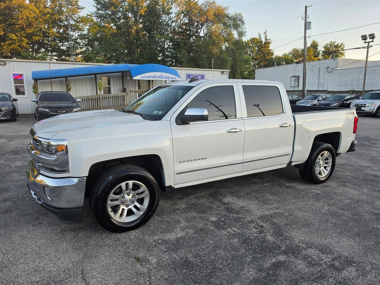 Chevrolet Silverado 1500 LTZ Crew Cab 4WD 2016